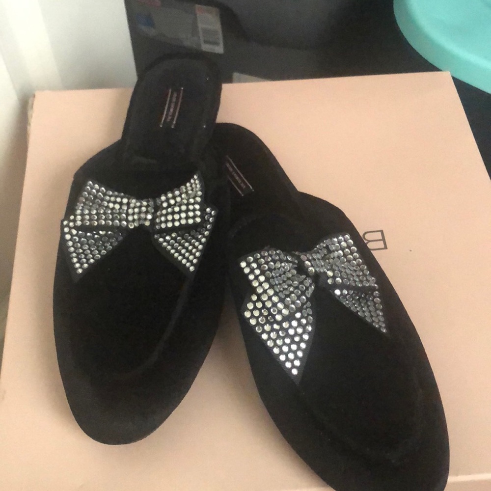 Victoria secrets mule slipper